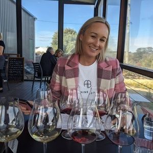 Meet your Posher, Fiona